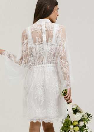 Robe Renda Chantilly Curto