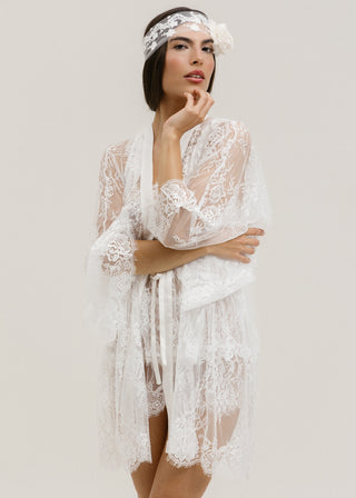 Robe Renda Chantilly Curto