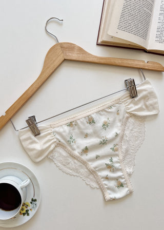 Calcinha biquíni Rosas